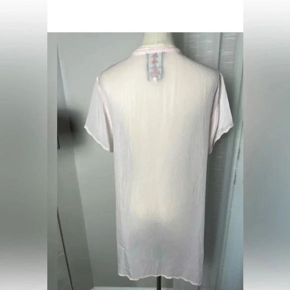 Johnny Was Britta Button-Front Embroidered Pink
Tunic Size small - Picture 6 of 6